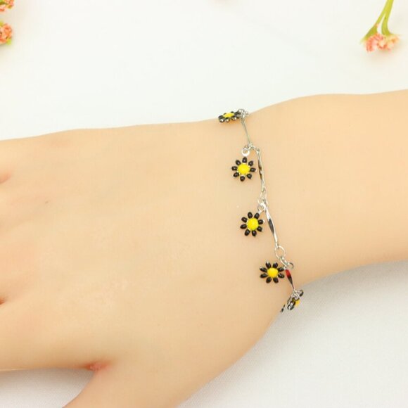 "New Beautiful Design Bracelet for Women/Girls, Gift, B994 - Picture 8 of 8